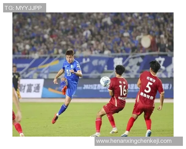 足球巨星激情亮相全程回顾 赛场瞬间尽收眼底